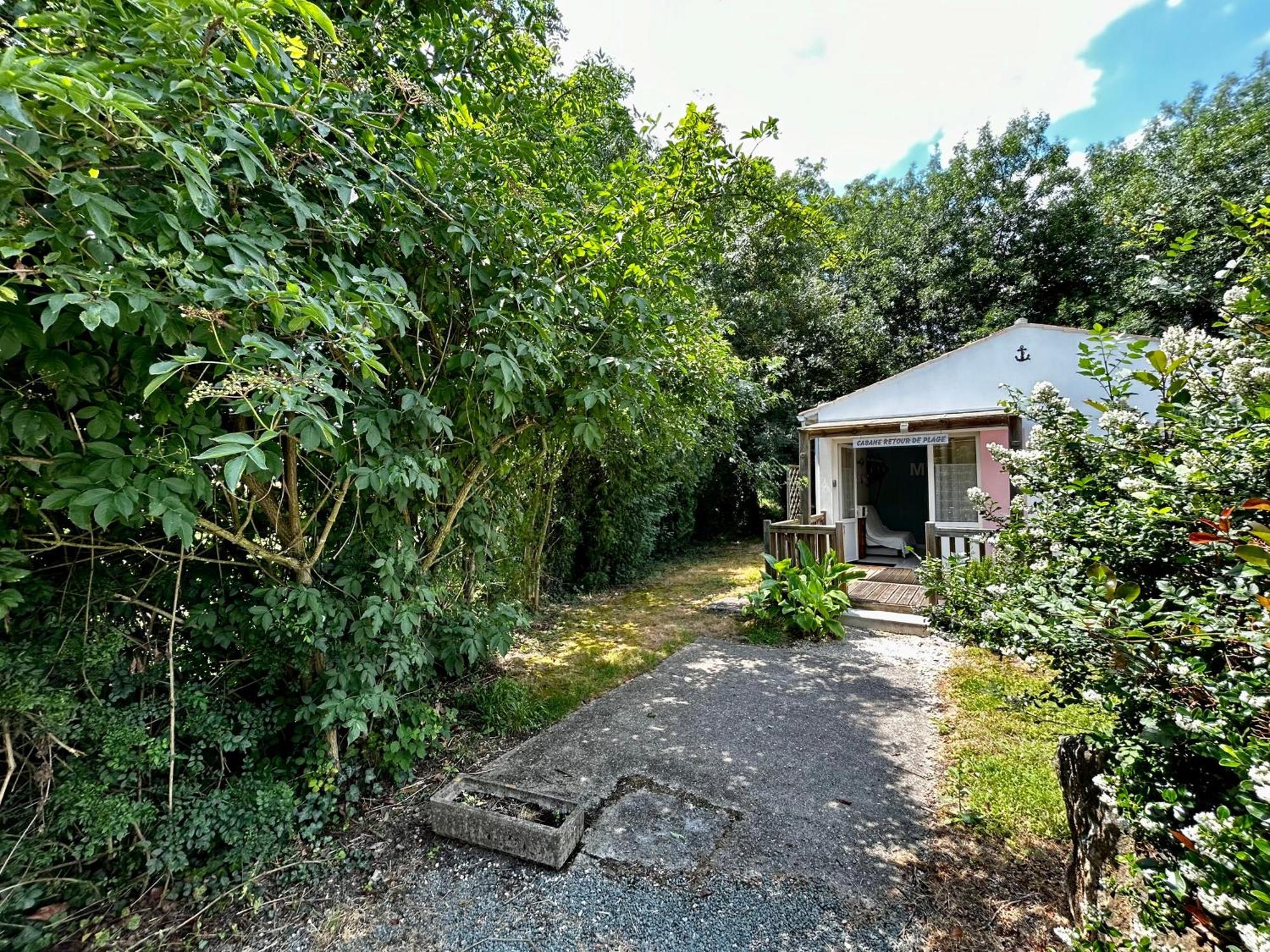 Les Cabanes Du Lac Vandre Ngoại thất bức ảnh